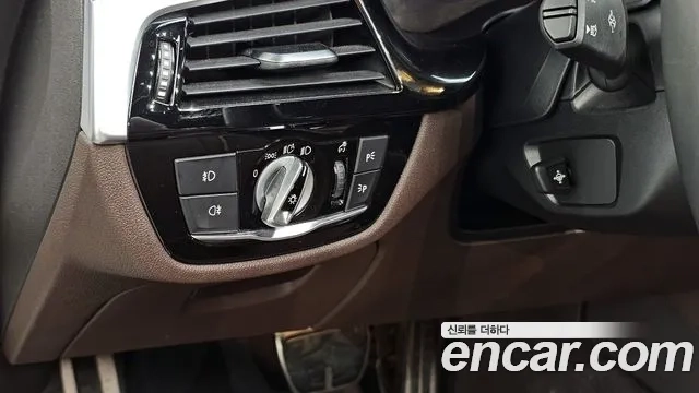 BMW 5 Series (G30) id 2922184 из Кореи 7