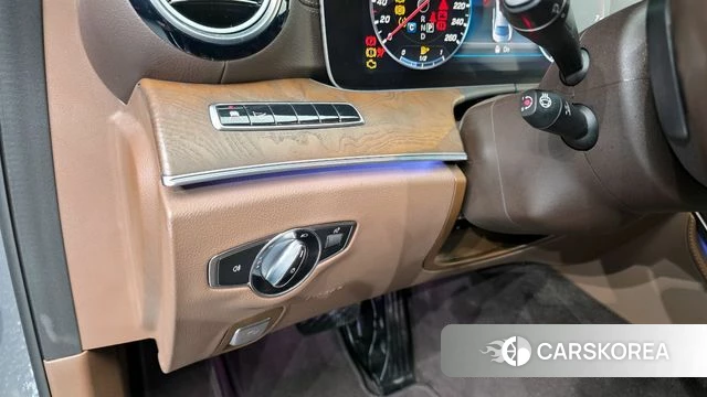 Mercedes-Benz E-Class W213 id 4339647 из Кореи 7