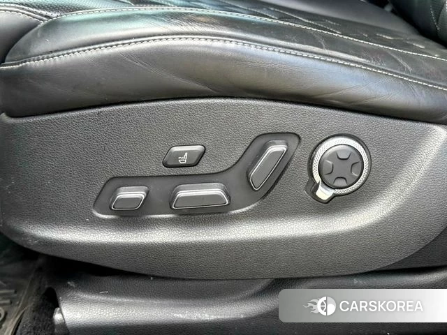 Genesis GV80 id 4410400 из Кореи 7