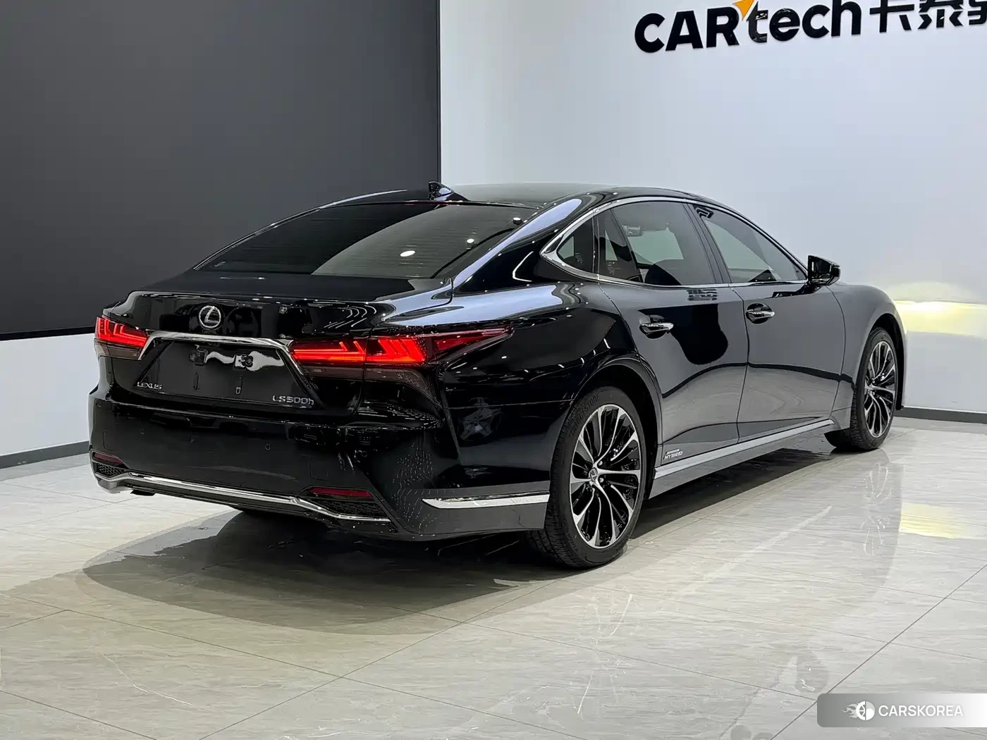 Lexus LS id 4601780 из Китая 7