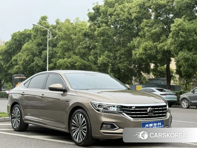 Volkswagen Passat id 4259131 из Китая 7