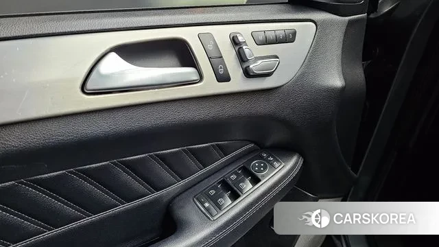 Mercedes-Benz GLE - Class W166 id 3515173 из Кореи 7