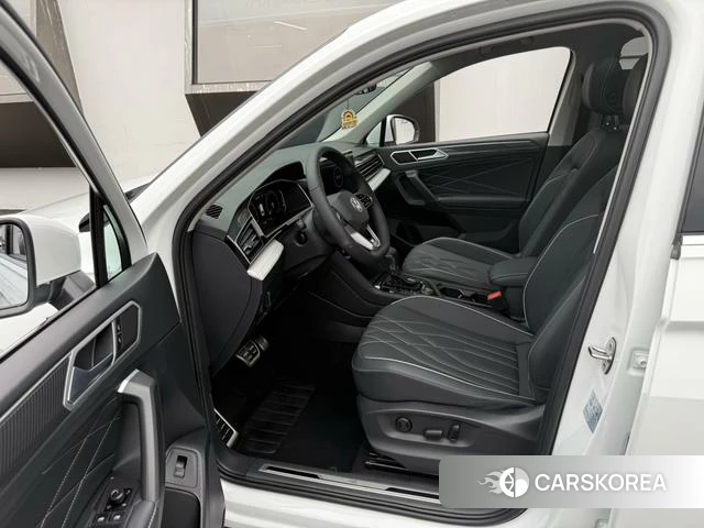 Volkswagen Tiguan L id 4260065 из Китая 7