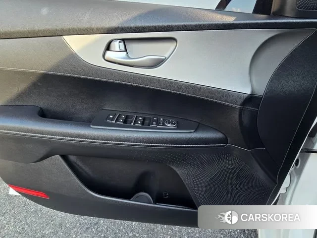 Kia Come New K3 id 3644123 из Кореи 7