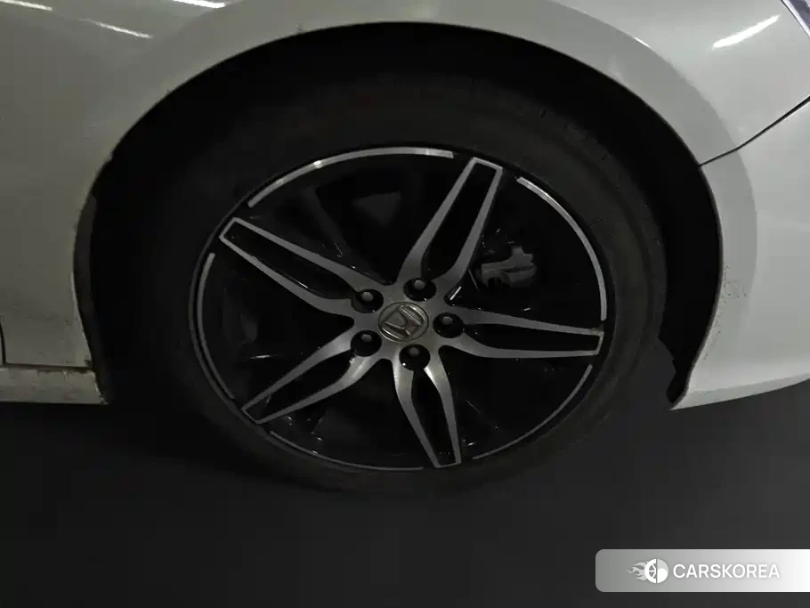 Honda Inspire id 4654536 из Китая 7
