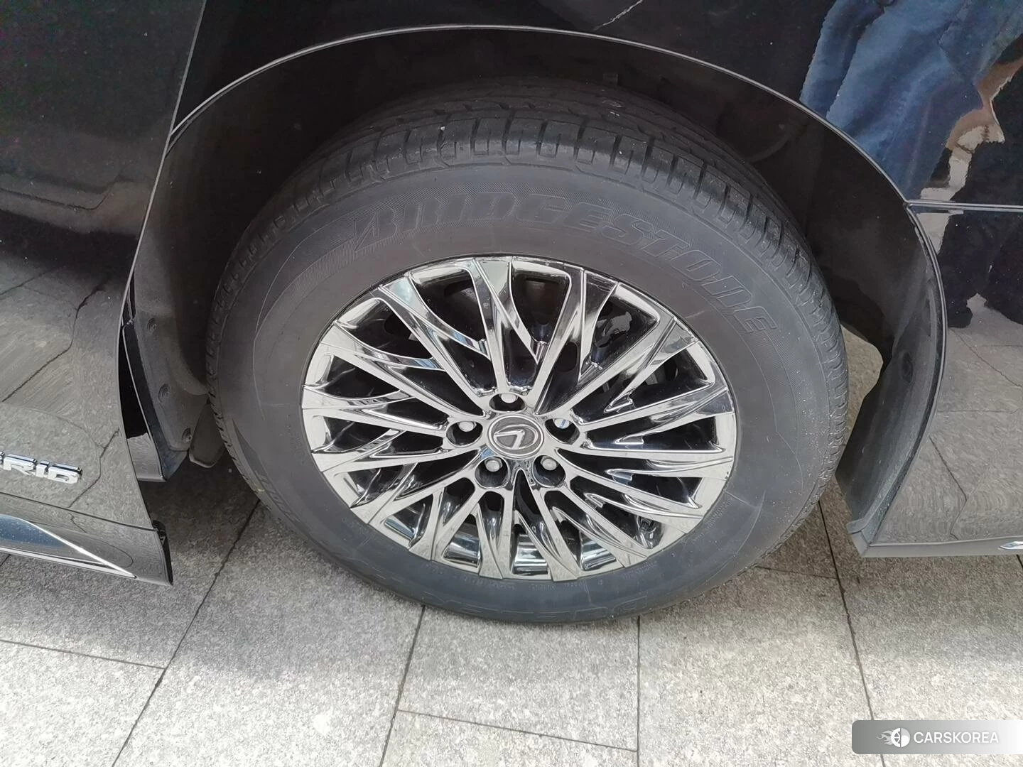 Lexus LM id 4468166 из Китая 7
