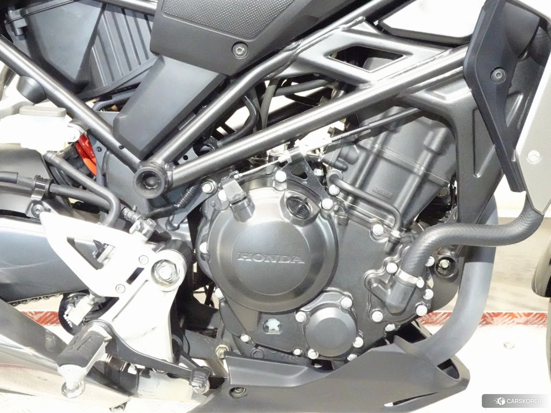 Honda CB250R id 4184937 из Японии 7