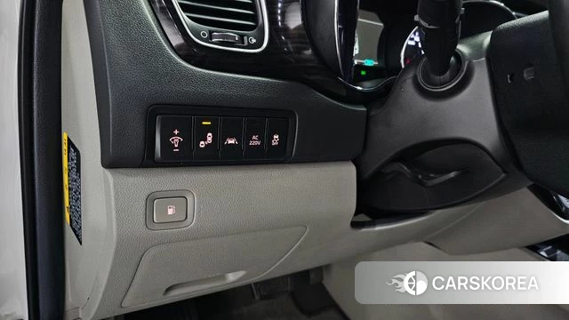 Kia The New Carnival id 4895488 из Кореи 7
