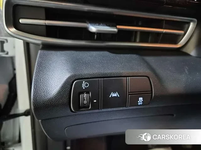 Hyundai Avante (CN7) id 3410948 из Кореи 7