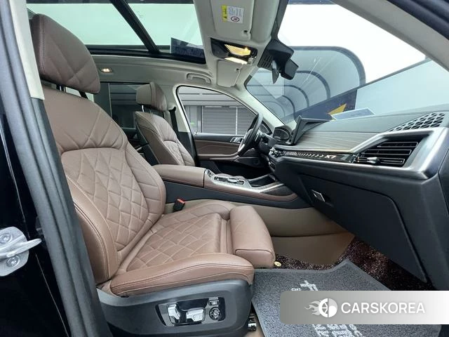 BMW X7 id 4218702 из Китая 7