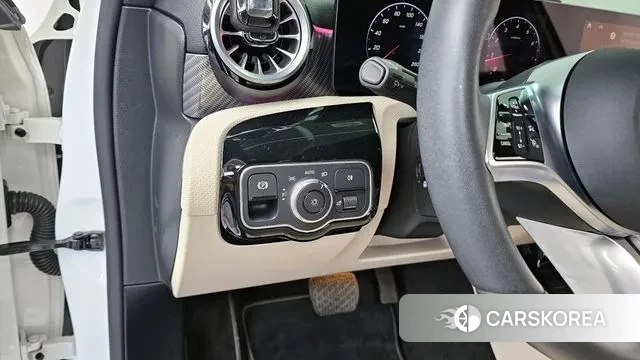 Mercedes-Benz A-Class W177 id 3426419 из Кореи 7