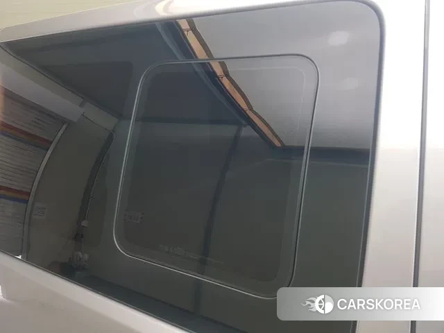 Hyundai The New Grand Starex id 3573869 из Кореи 7