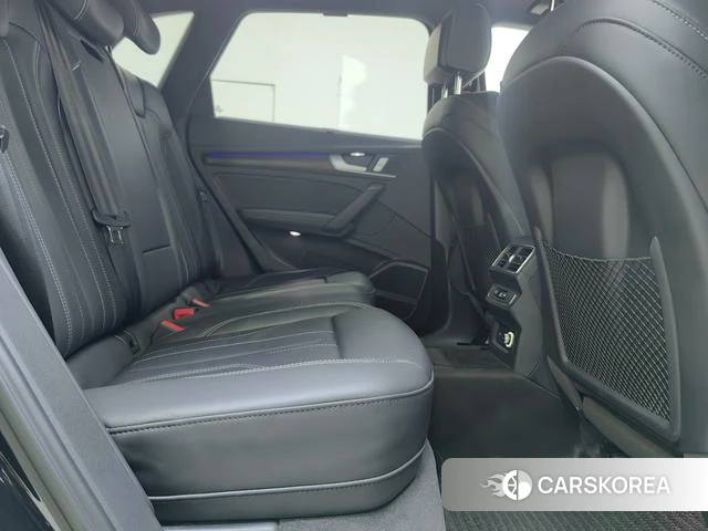 Audi Q5L id 4216790 из Китая 7