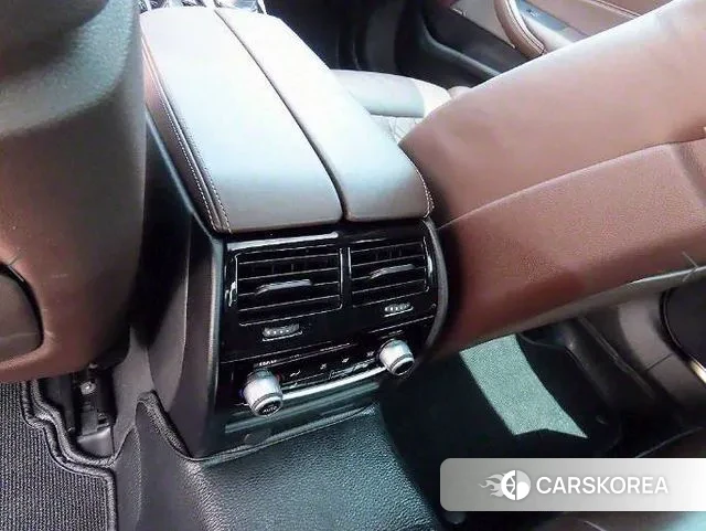 BMW 5 Series (G30) id 3021394 из Кореи 7