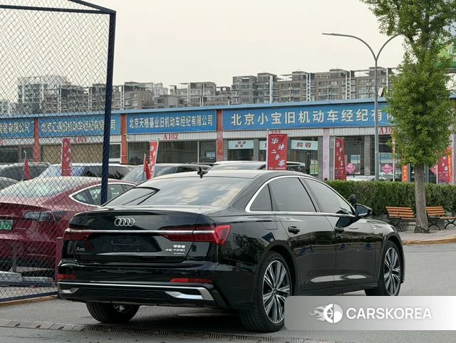 Audi A6L id 4208430 из Китая 7
