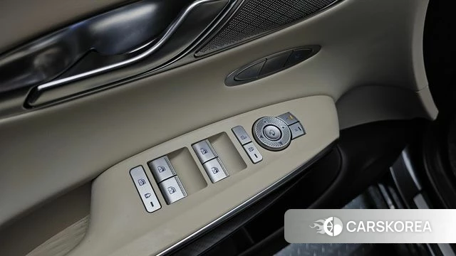 Genesis GV70 id 3806929 из Кореи 7