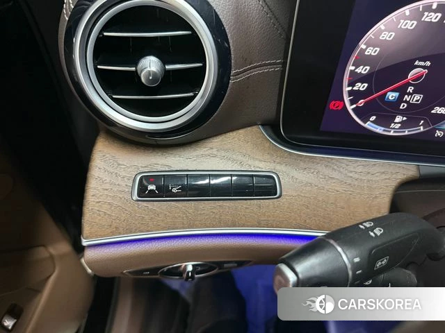 Mercedes-Benz E-Class W213 id 4325542 из Кореи 7