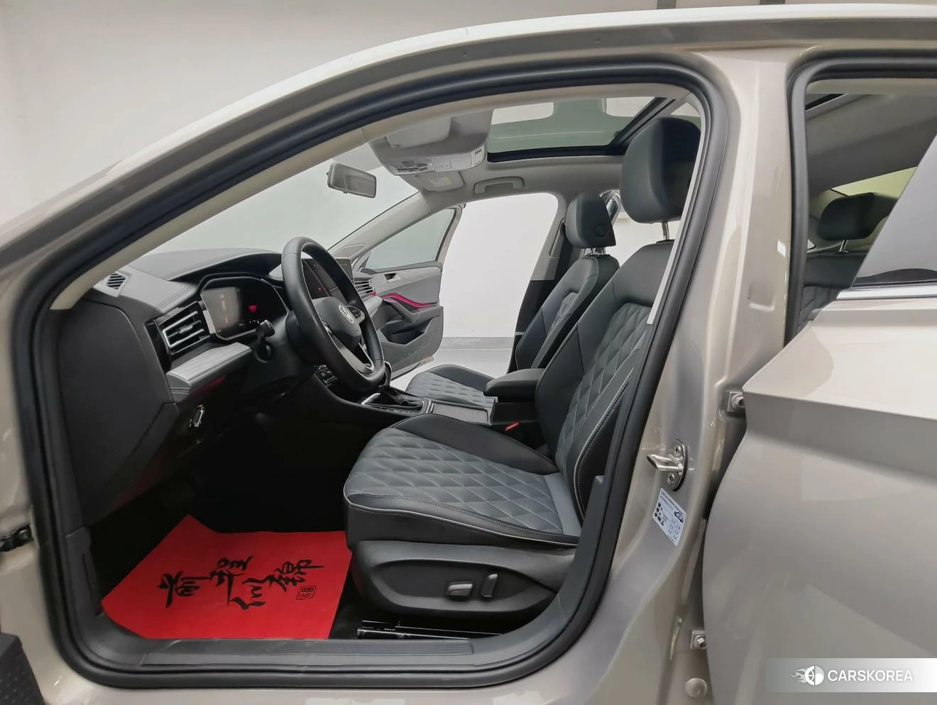 Volkswagen Sagitar id 4504731 из Китая 7