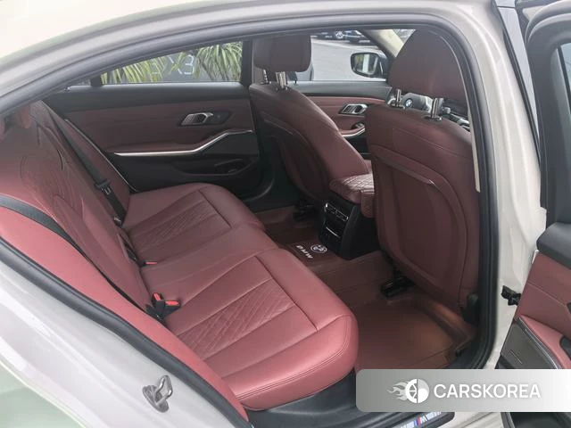 BMW 3 series id 4253362 из Китая 7