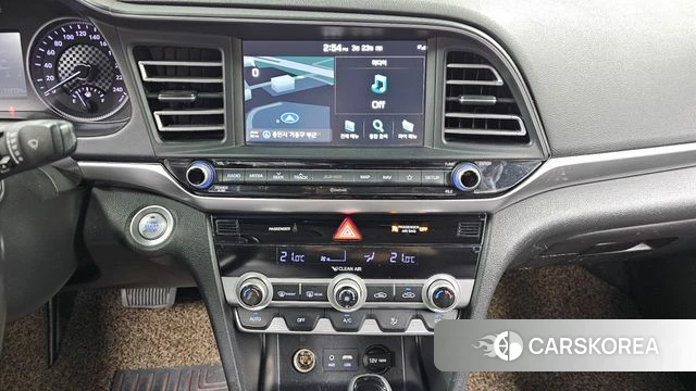 Hyundai The New Avante AD id 3828930 из Кореи 7