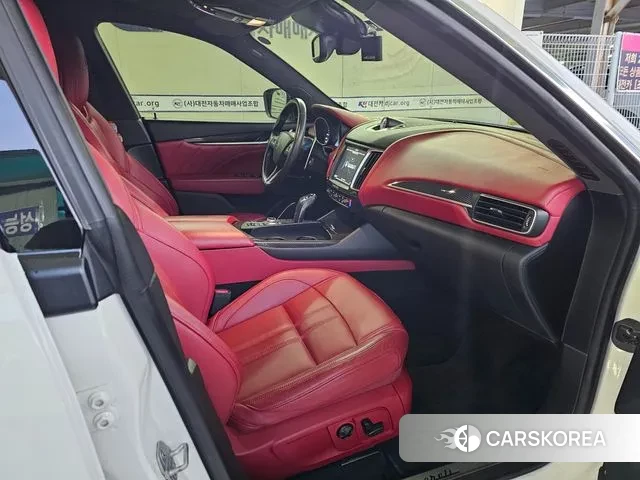 Maserati Levante id 3551850 из Кореи 7