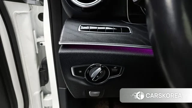 Mercedes-Benz E-Class W213 id 3563066 из Кореи 7