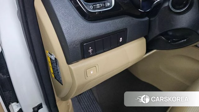 Kia The New Carnival id 3853665 из Кореи 7