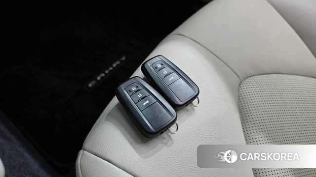 Toyota Camry (XV70) id 4744375 из Кореи 7
