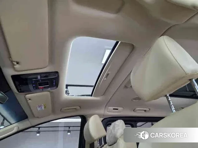 Hyundai Staria id 3658948 из Кореи 7