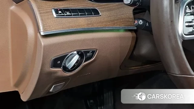 Mercedes-Benz E-Class W213 id 3459684 из Кореи 7