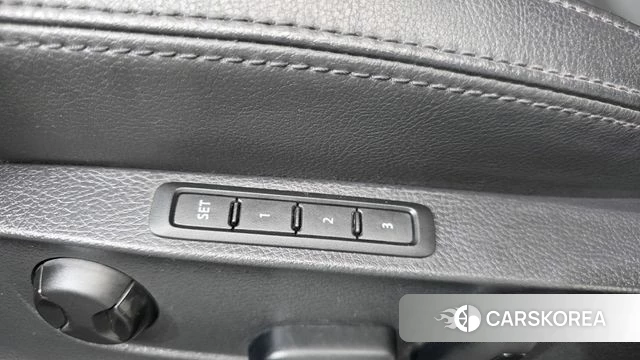 Volkswagen The New Passat id 3834715 из Кореи 7