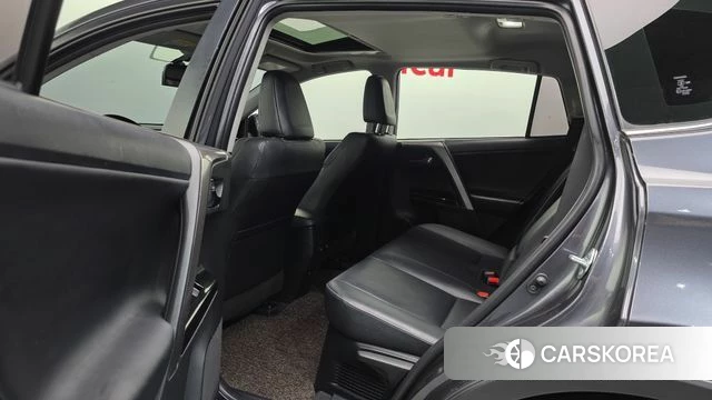Toyota RAV4 id 4737508 из Кореи 7