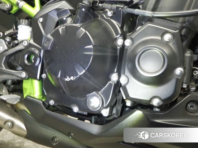 Kawasaki Z900 id 3950265 из Японии 7