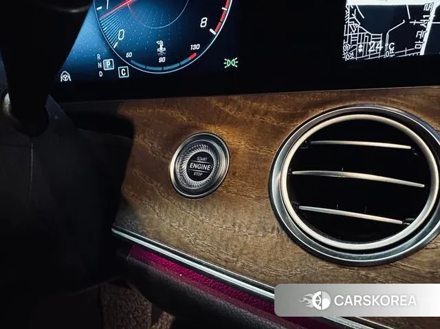 Mercedes-Benz E-Class W213 id 3702814 из Кореи 7