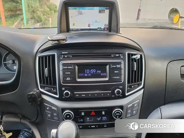 Hyundai The New Grand Starex id 3288358 из Кореи 7