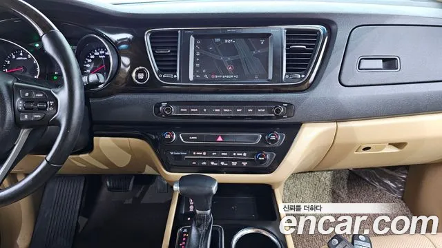 Kia The New Carnival id 2471364 из Кореи 7