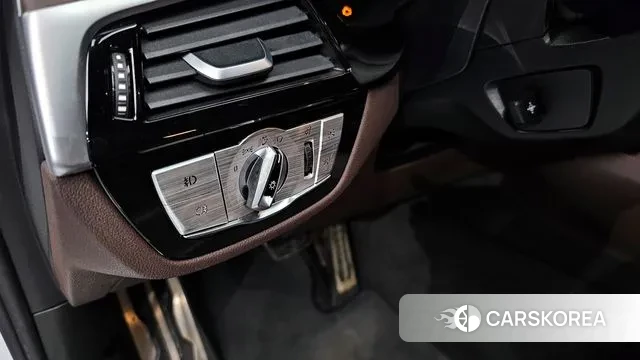 BMW 6 Series GT (G32) id 3396483 из Кореи 7