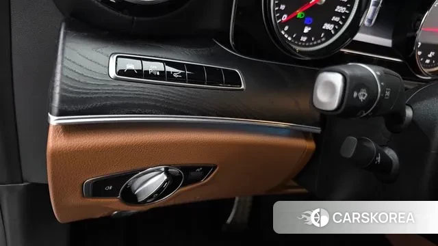 Mercedes-Benz E-Class W213 id 3754429 из Кореи 7