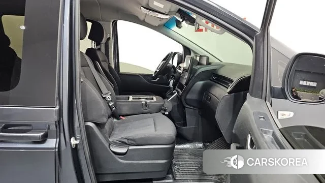 Hyundai Staria id 3711884 из Кореи 7