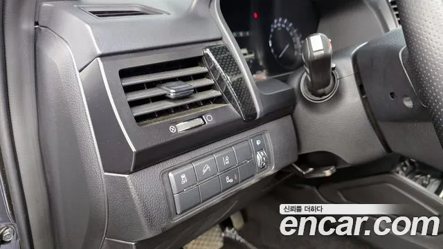 Ssangyong Rexton Sports id 2834000 из Кореи 7