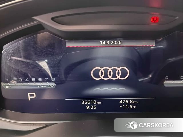 Audi A7L id 4265996 из Китая 7