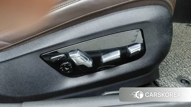 BMW 5 Series (G30) id 3448714 из Кореи 7