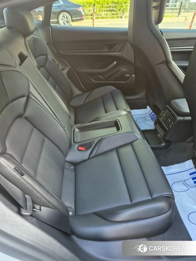 Porsche Taycan id 4444958 из Кореи 7