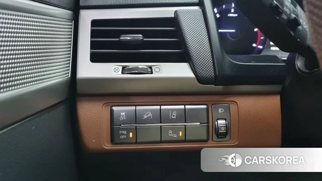Ssangyong Rexton Sports Cannes id 4698557 из Кореи 7