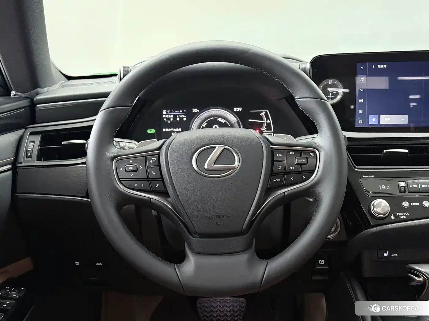 Lexus ES id 4576556 из Китая 7
