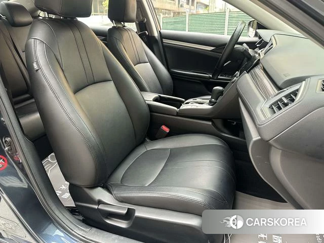 Honda Civic id 4221329 из Китая 7
