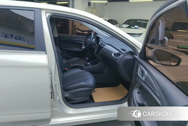 Roewe i5 id 3783276 из Китая 7