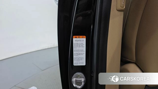 Kia The New Carnival id 4882648 из Кореи 7