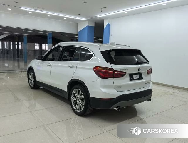 BMW X1 id 4254314 из Китая 7