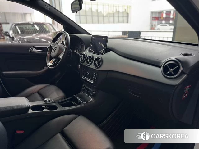 Mercedes-Benz Class B id 4253647 из Китая 7